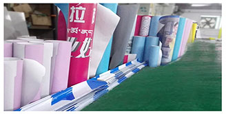 西藏車(chē)身車(chē)體廣告寫(xiě)真黑膠車(chē)身貼噴繪